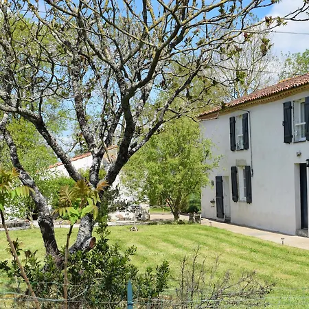 Le Cardoue, D'hotes Proche Du Puy Dufou * Chantonnay