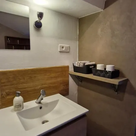 Le Cardoue, D'hotes Proche Du Puy Dufou * Chantonnay